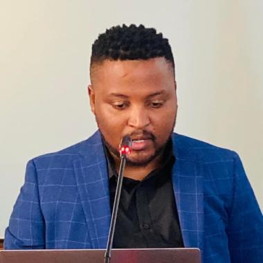 Mr Mveleli Ngxowa